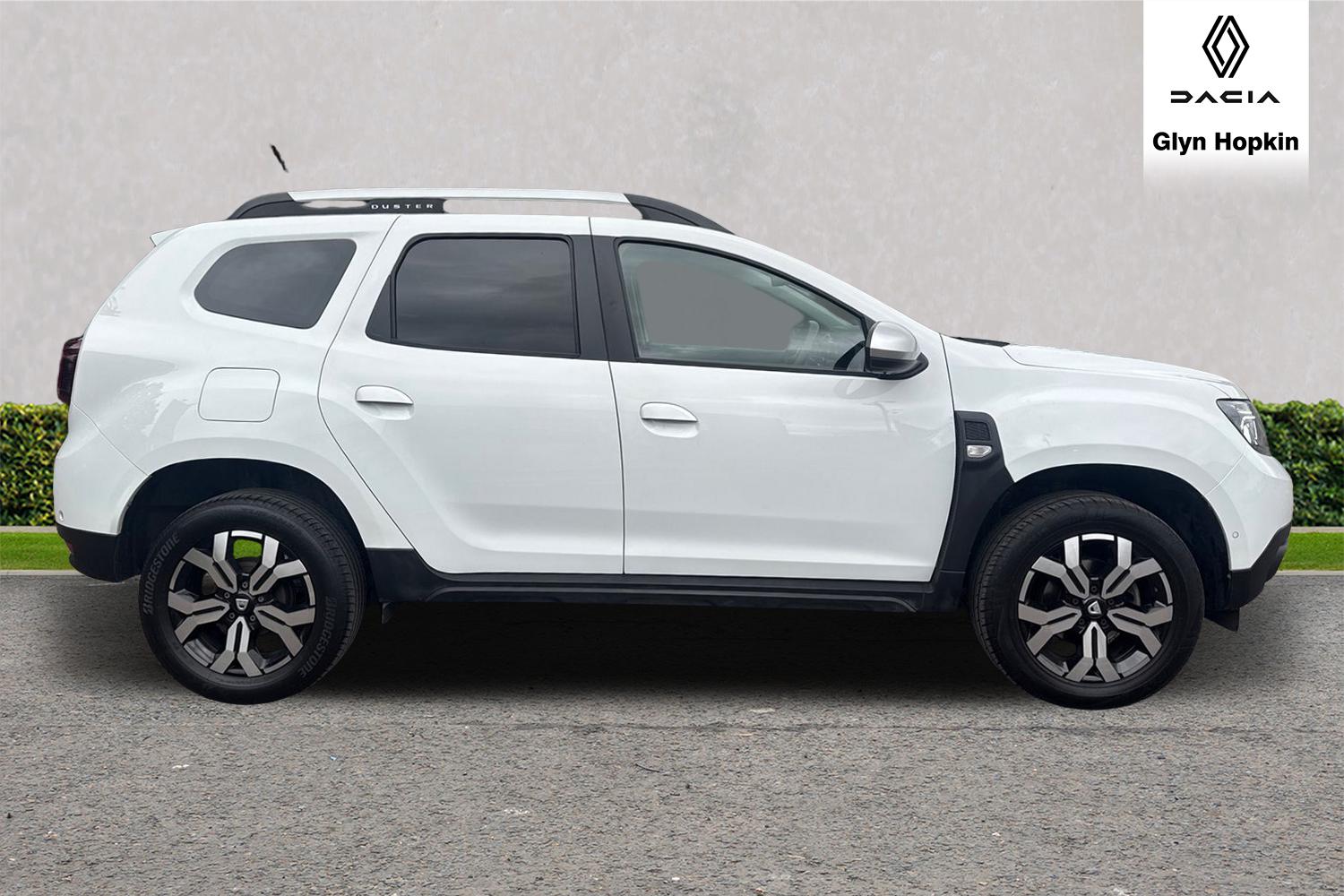 Used Dacia Duster 2022 for sale - 75815441: Photo 2