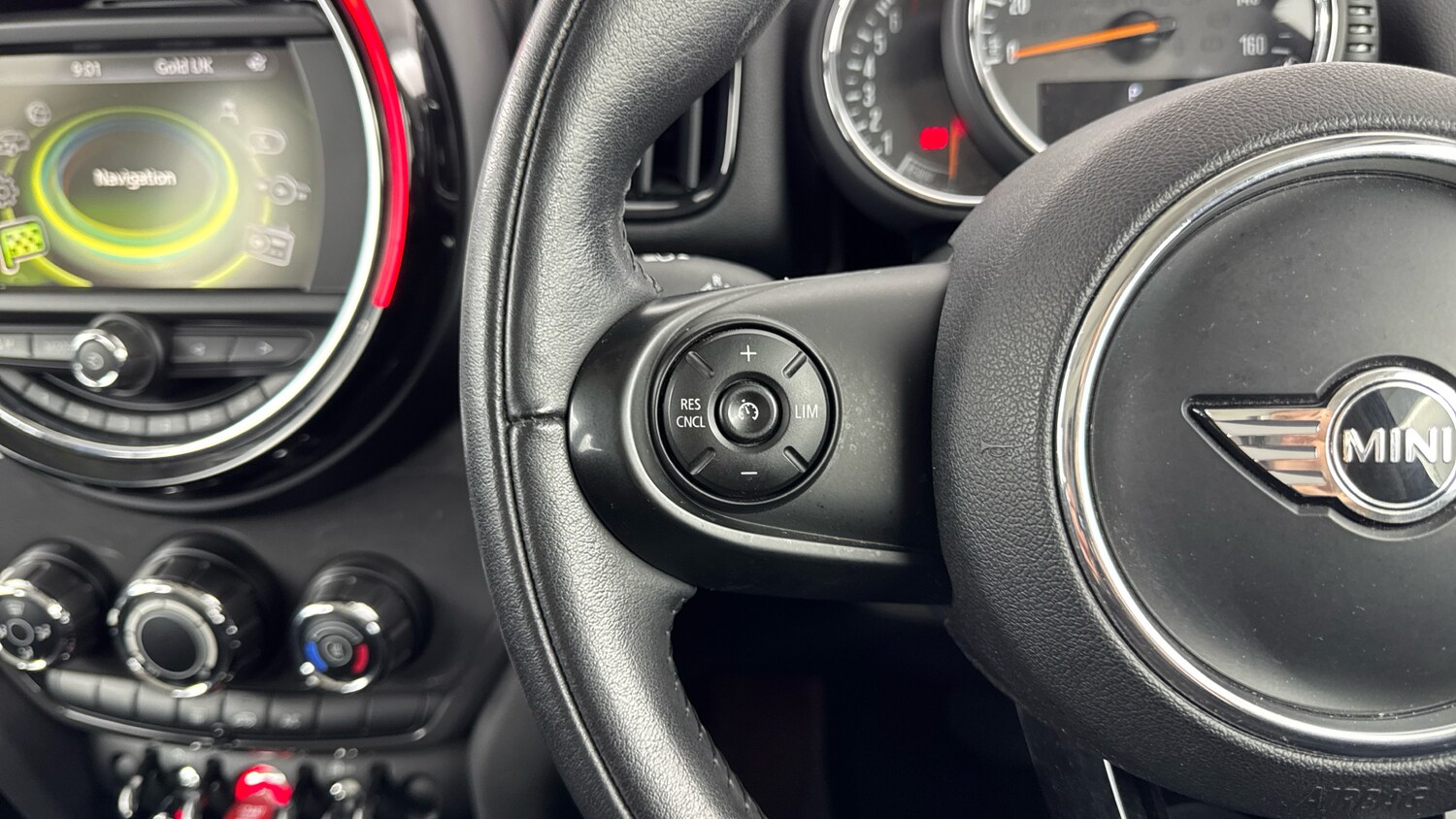Used MINI Countryman 2017 for sale - 76268186: Photo 17