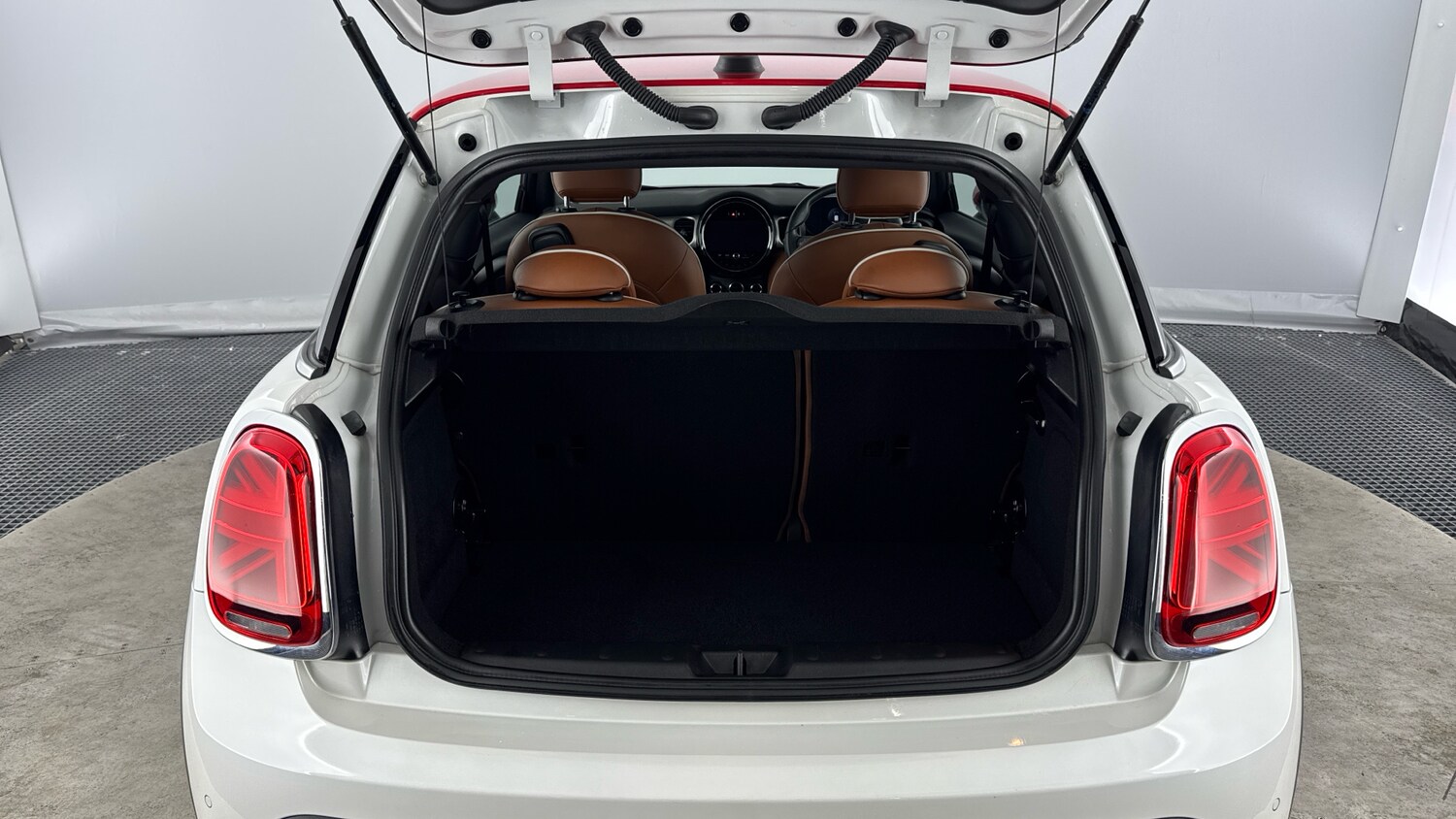 Used MINI Hatch 2022 for sale - 76555657: Photo 13