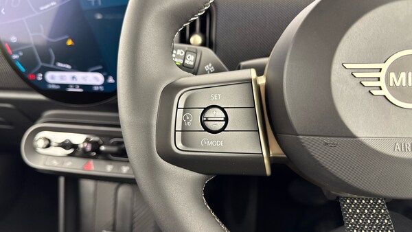 Used MINI Cooper 2025 for sale - 76234605: Photo 17
