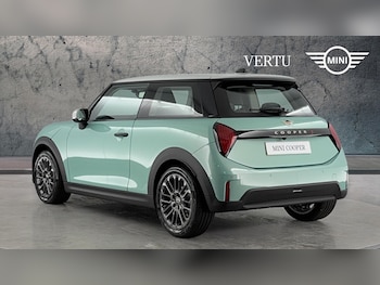 Used MINI Cooper 2025 for sale - 76234605: Photo 2