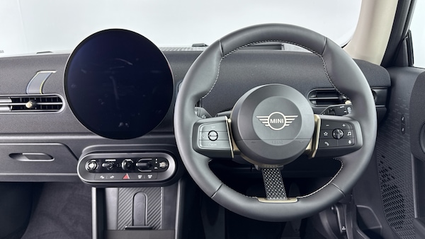 Used MINI Cooper 2025 for sale - 76234605: Photo 5