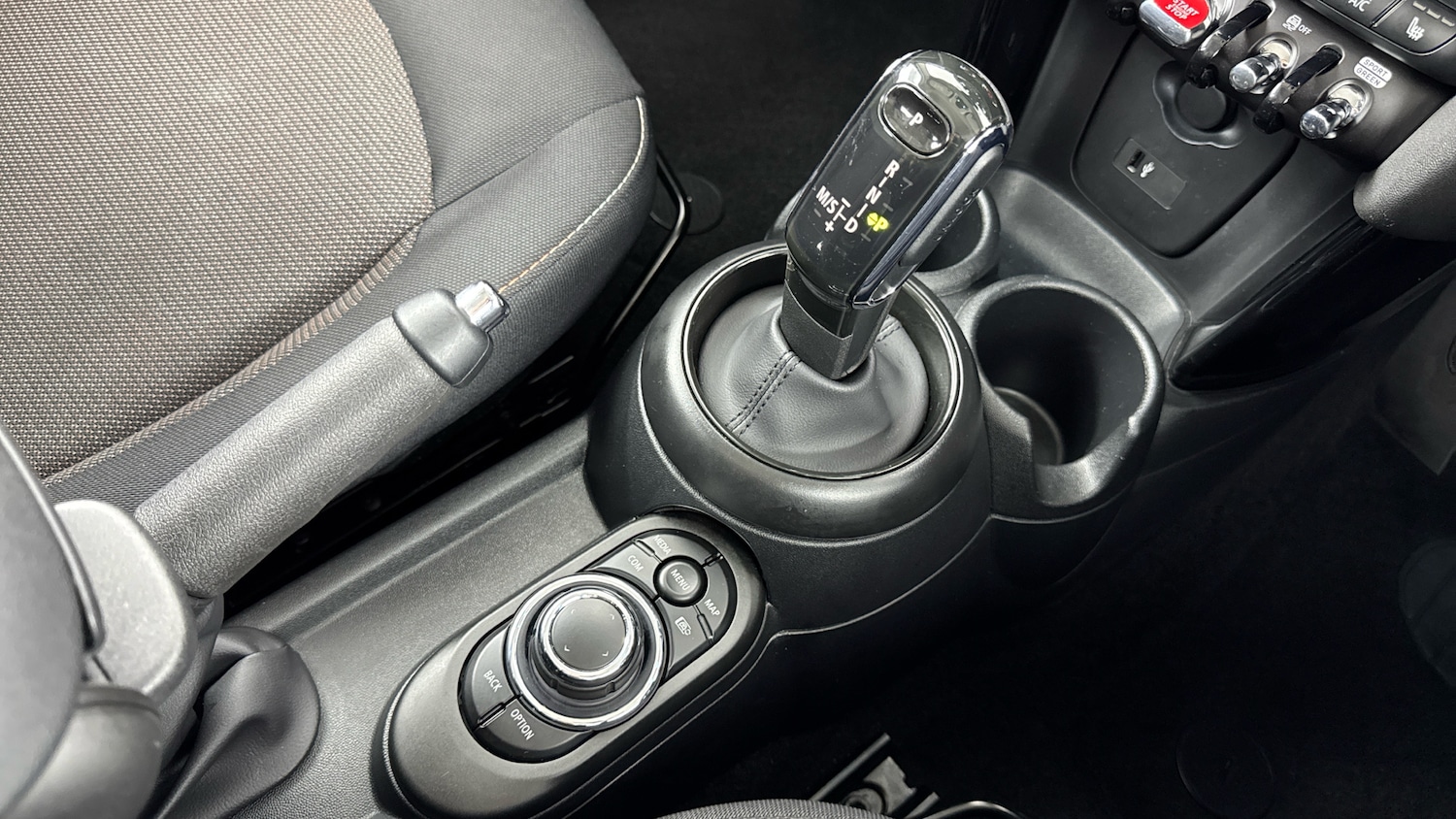 Used MINI Hatch 2023 for sale - 77086482: Photo 10