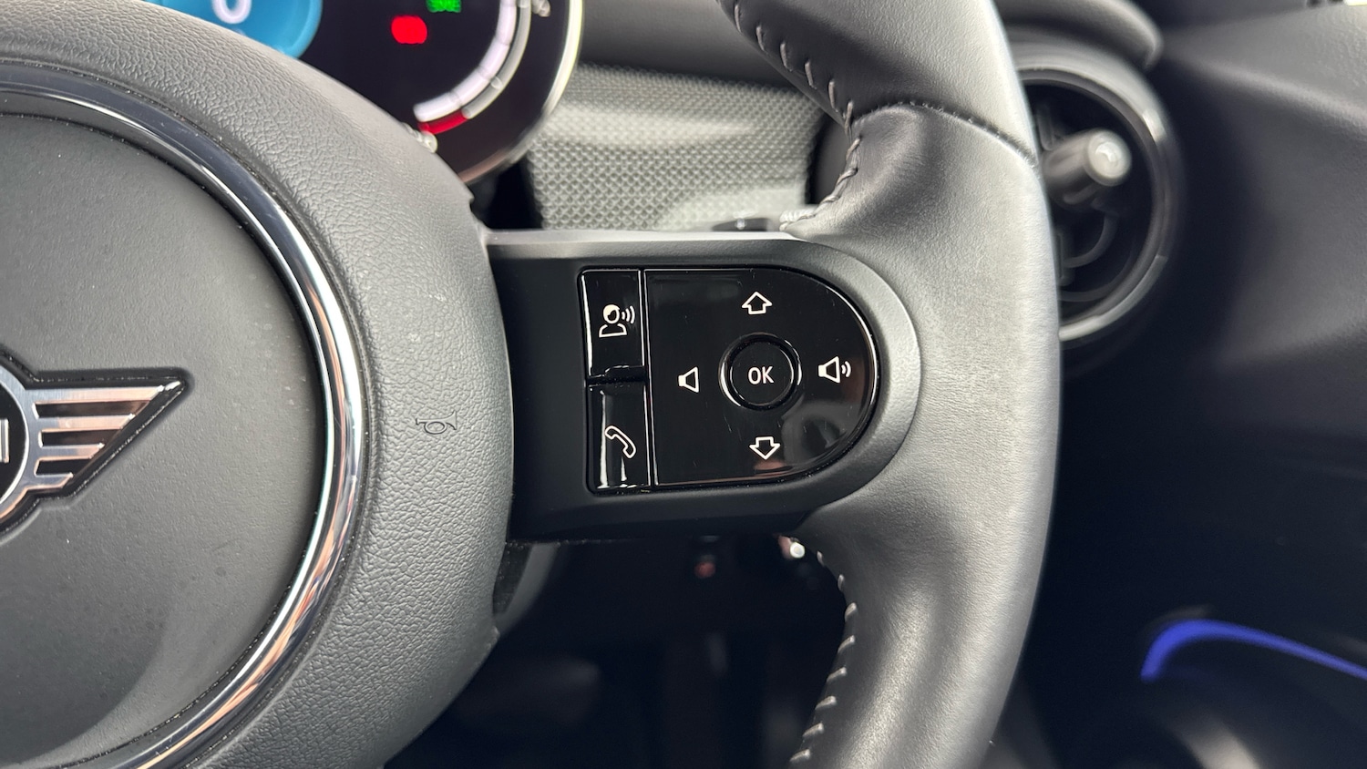 Used MINI Hatch 2023 for sale - 77662466: Photo 18