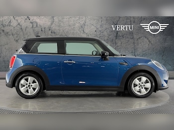 Used MINI Hatch 2023 for sale - 75910118: Photo