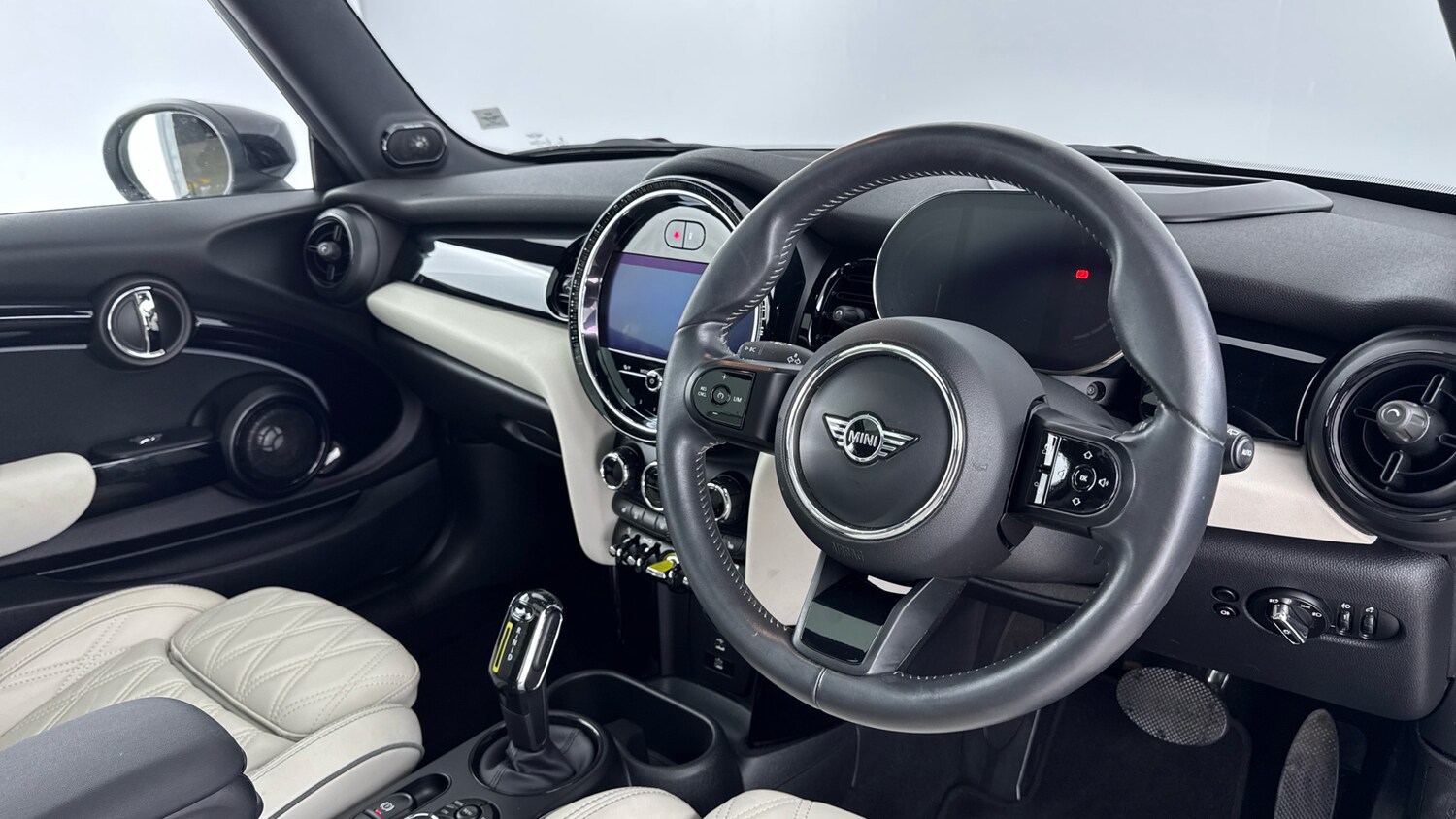 Used MINI Hatch 2022 for sale - 77363275: Photo 6