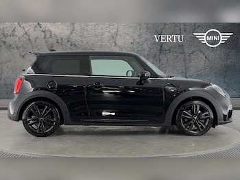 Used MINI Hatch 2022 for sale - 75823395: Photo