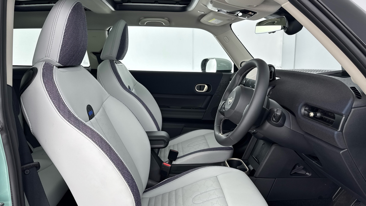 Used MINI Cooper 2025 for sale - 77592653: Photo 11