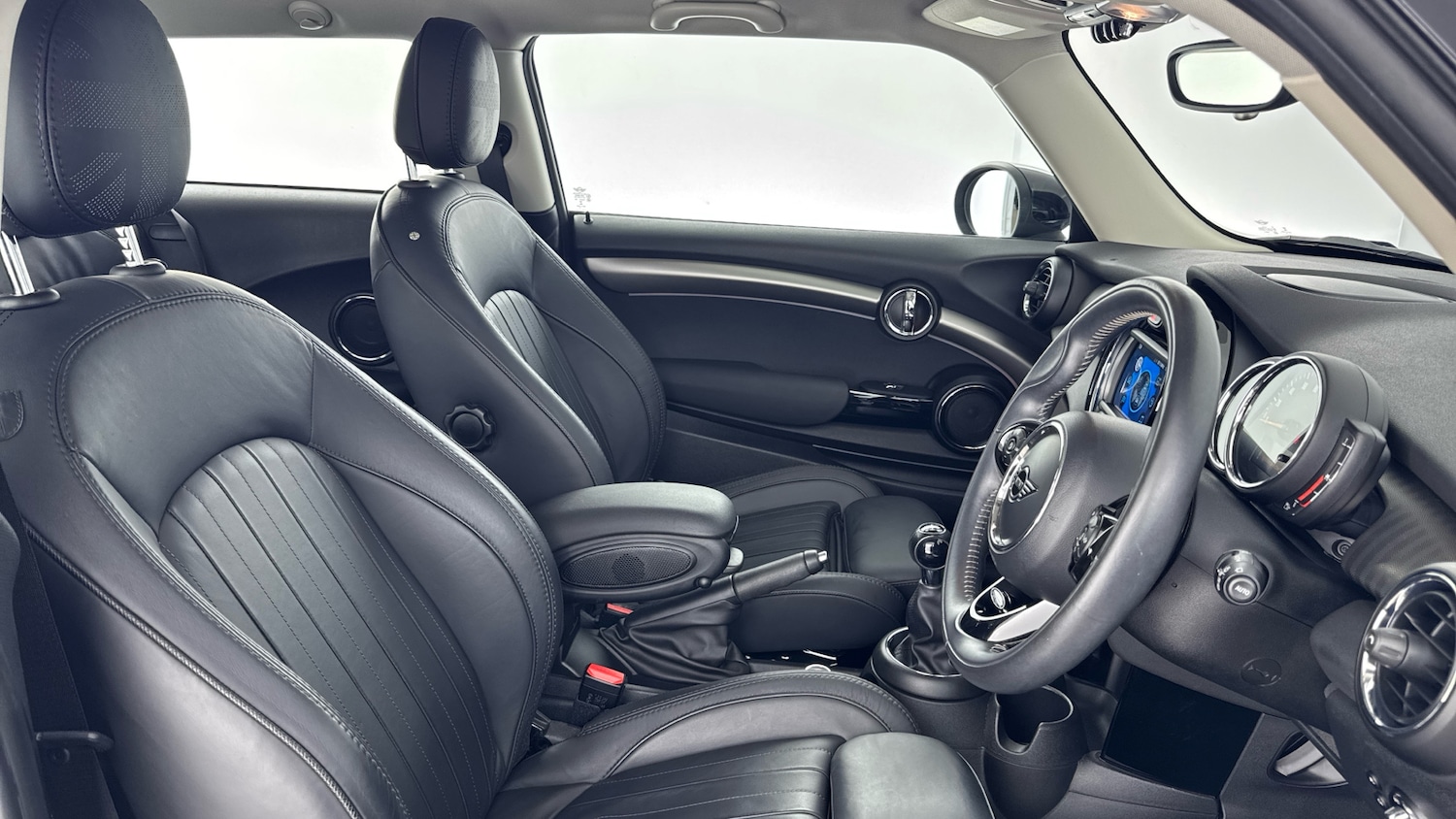 Used MINI Hatch 2019 for sale - 78028435: Photo 11