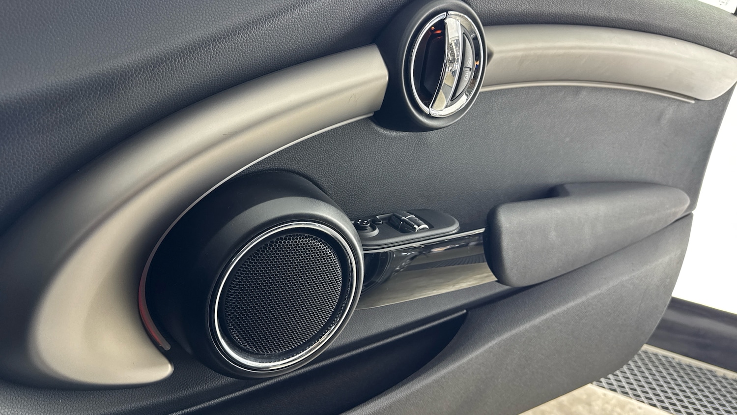 Used MINI Hatch 2019 for sale - 78028435: Photo 34