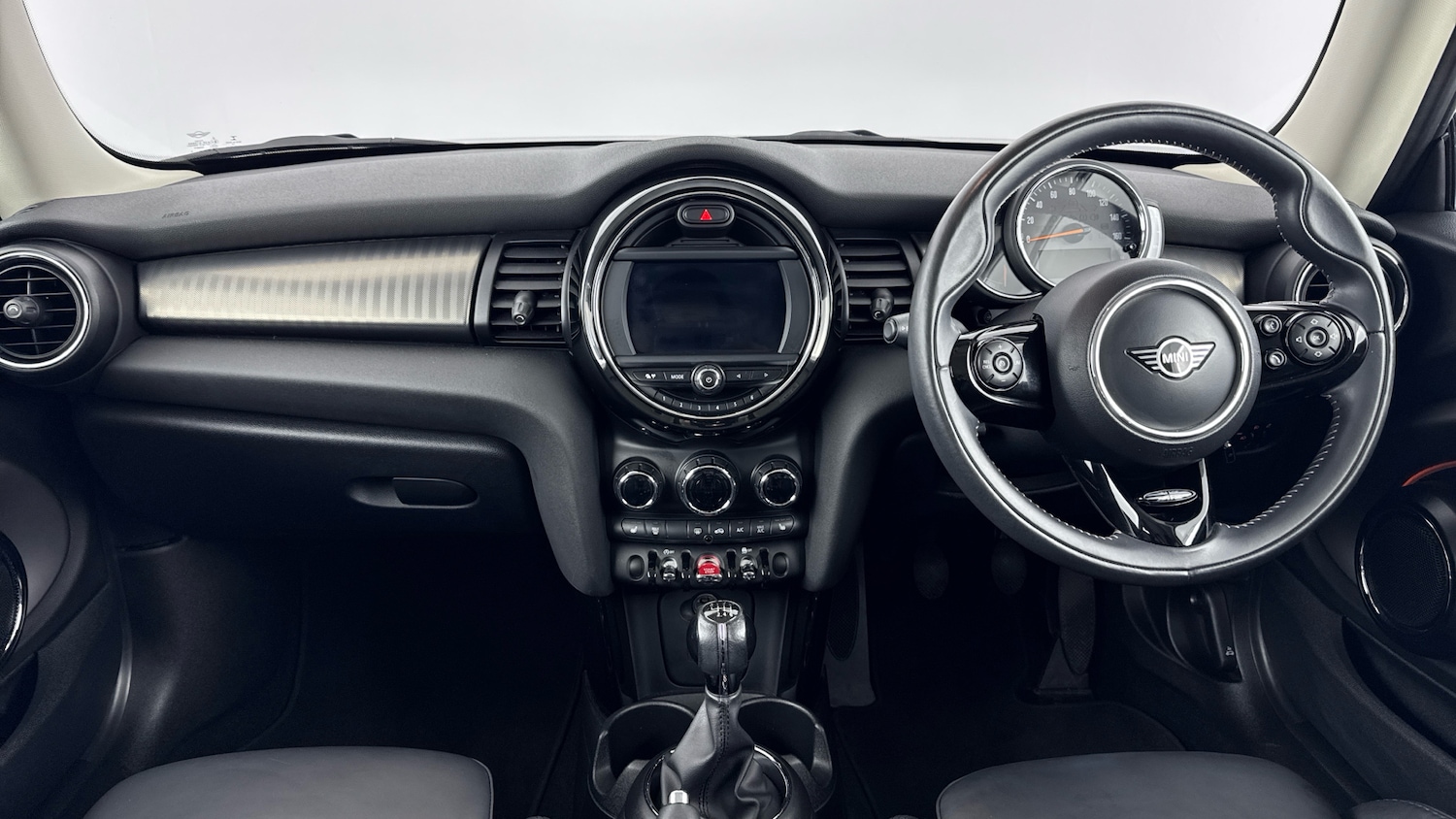 Used MINI Hatch 2019 for sale - 78028435: Photo 4
