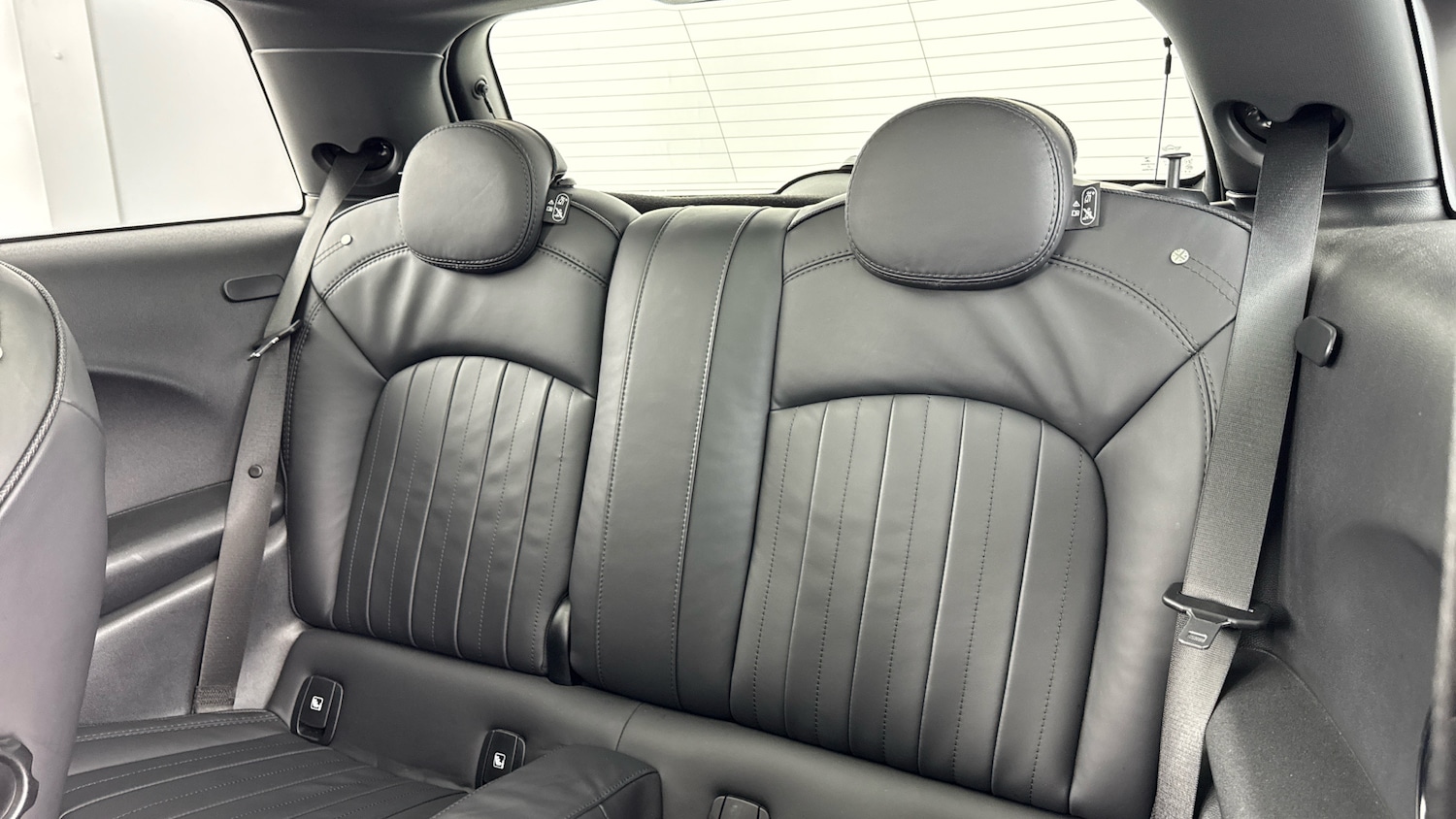 Used MINI Hatch 2022 for sale - 76830517: Photo 12