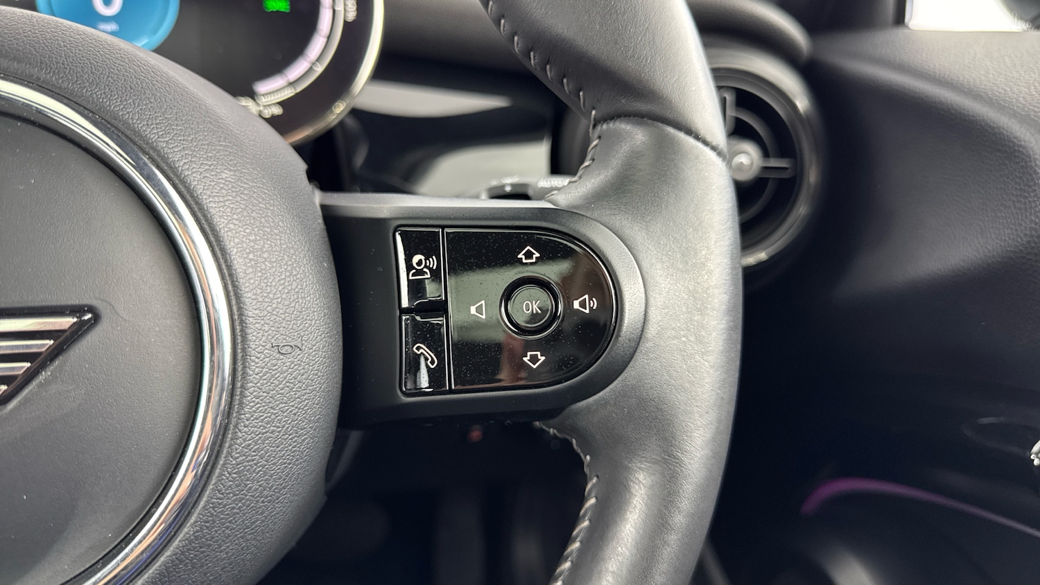 Used MINI Hatch 2022 for sale - 76830517: Photo 31