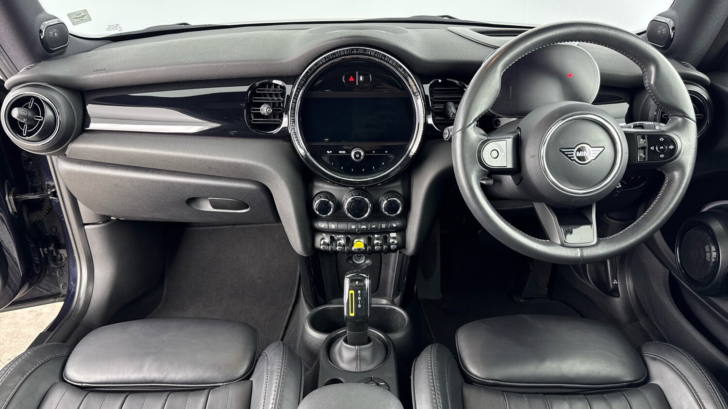 Used MINI Hatch 2022 for sale - 76830517: Photo 4