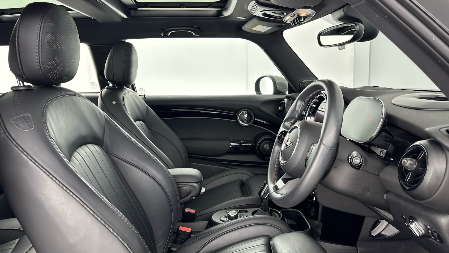 Used MINI Hatch 2022 for sale - 76725516: Photo 11