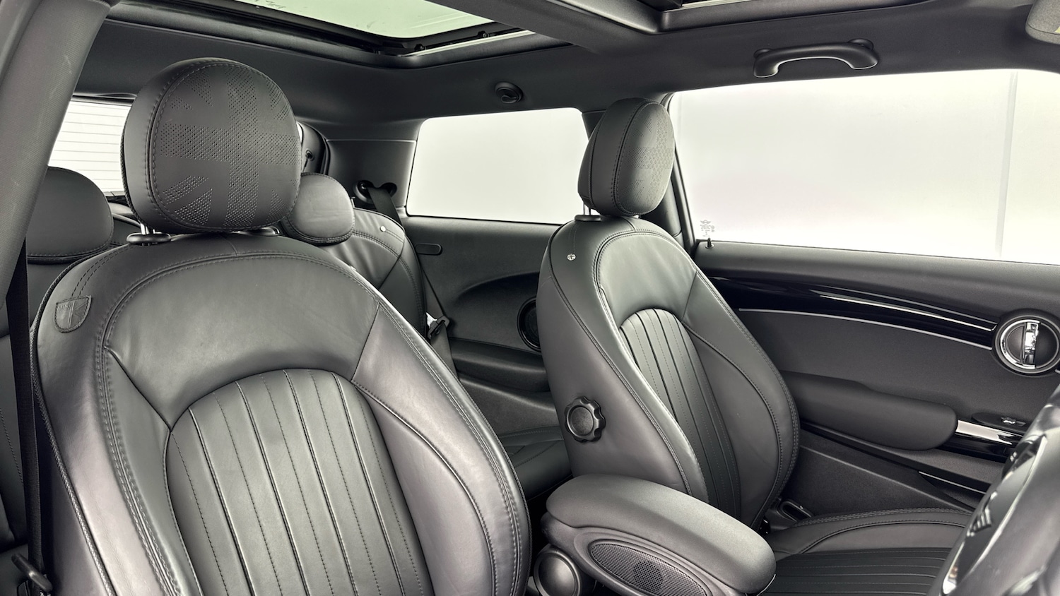 Used MINI Hatch 2022 for sale - 76725516: Photo 28