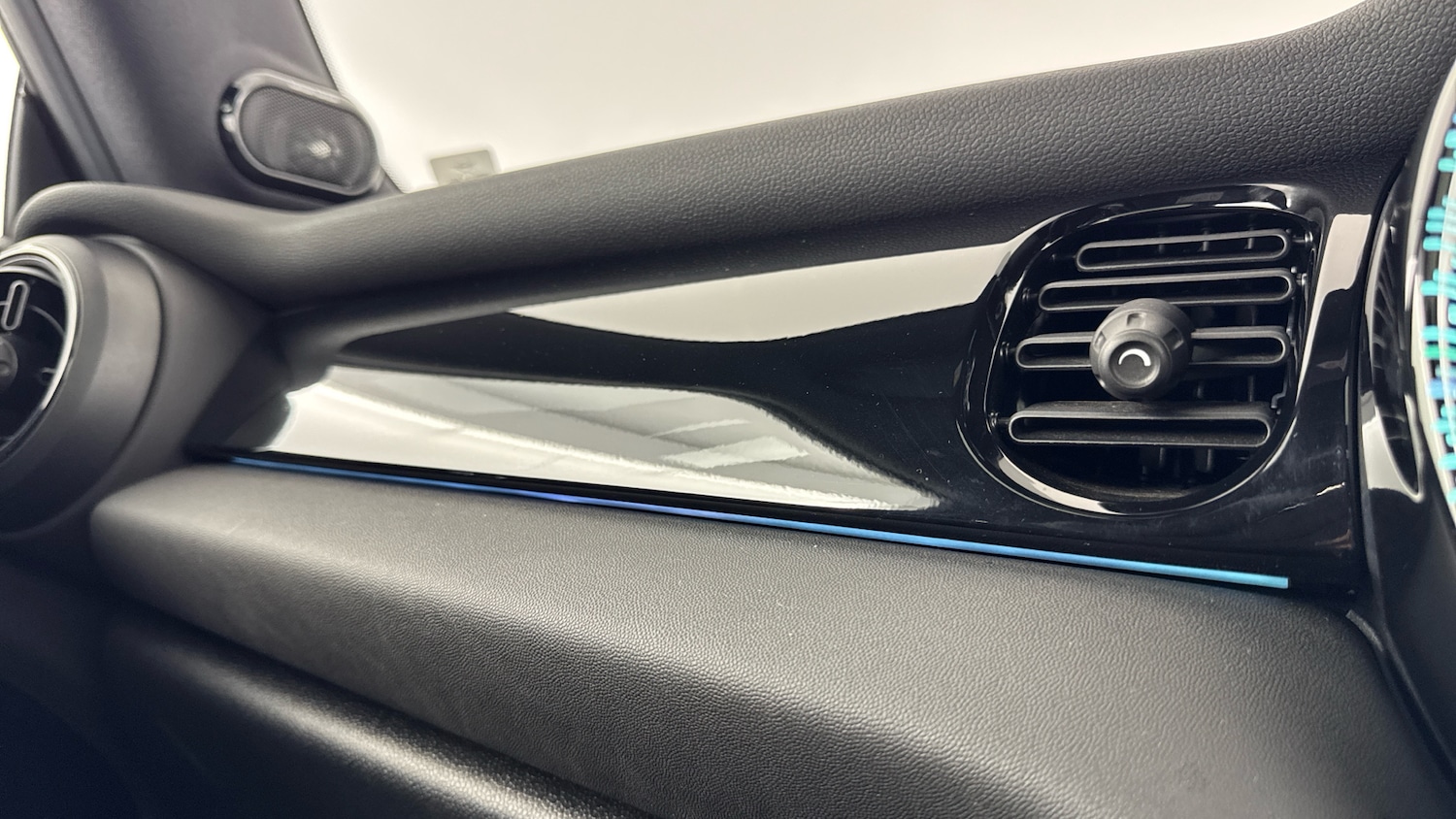 Used MINI Hatch 2022 for sale - 76725516: Photo 33