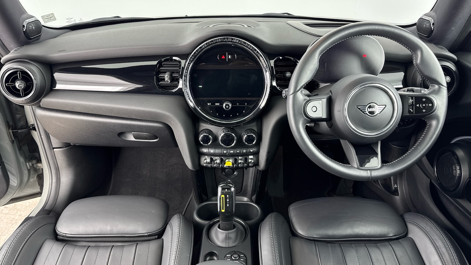 Used MINI Hatch 2022 for sale - 76725516: Photo 4