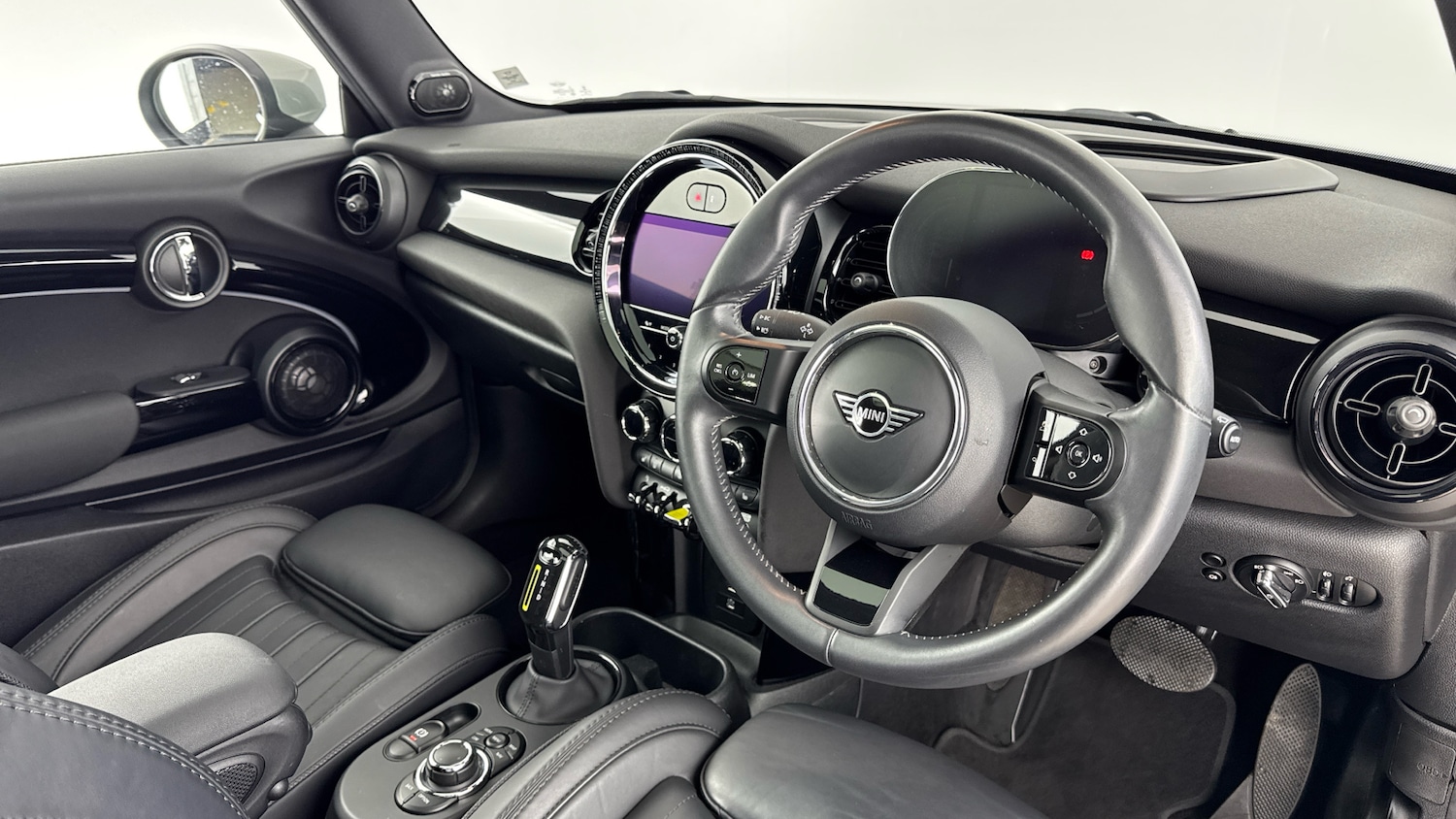 Used MINI Hatch 2022 for sale - 76725516: Photo 6