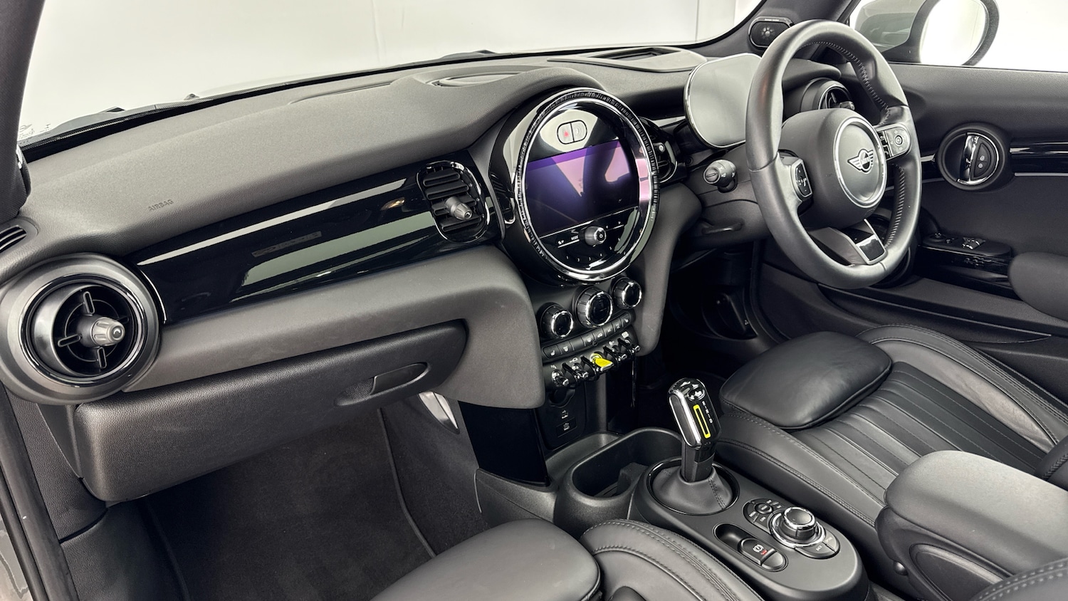 Used MINI Hatch 2022 for sale - 76725516: Photo 7