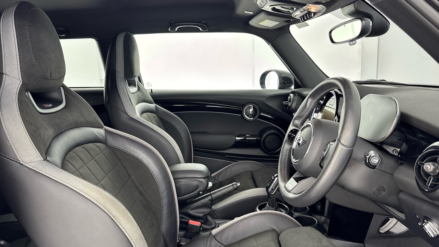 Used MINI Hatch 2024 for sale - 77248581: Photo 11