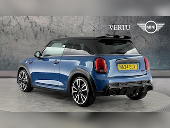 Used MINI Hatch 2024 for sale - 77248581: Photo