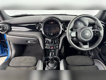 Used MINI Hatch 2024 for sale - 77248581: Photo