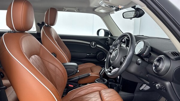 Used MINI Hatch 2020 for sale - 75632468: Photo 11