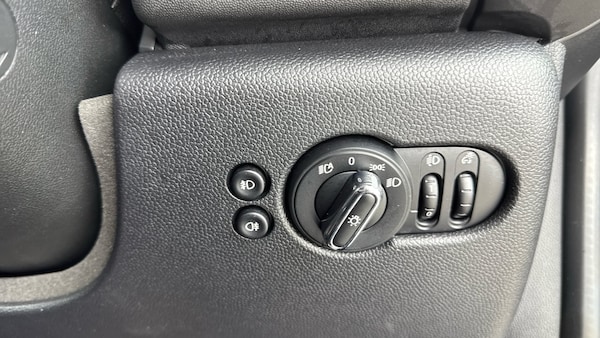 Used MINI Hatch 2020 for sale - 75632468: Photo 32