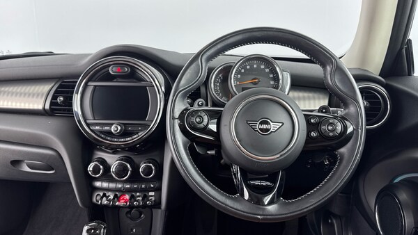 Used MINI Hatch 2020 for sale - 75632468: Photo 5