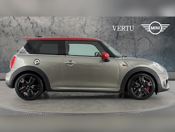 Used MINI Hatch 2018 for sale - 75900764: Photo