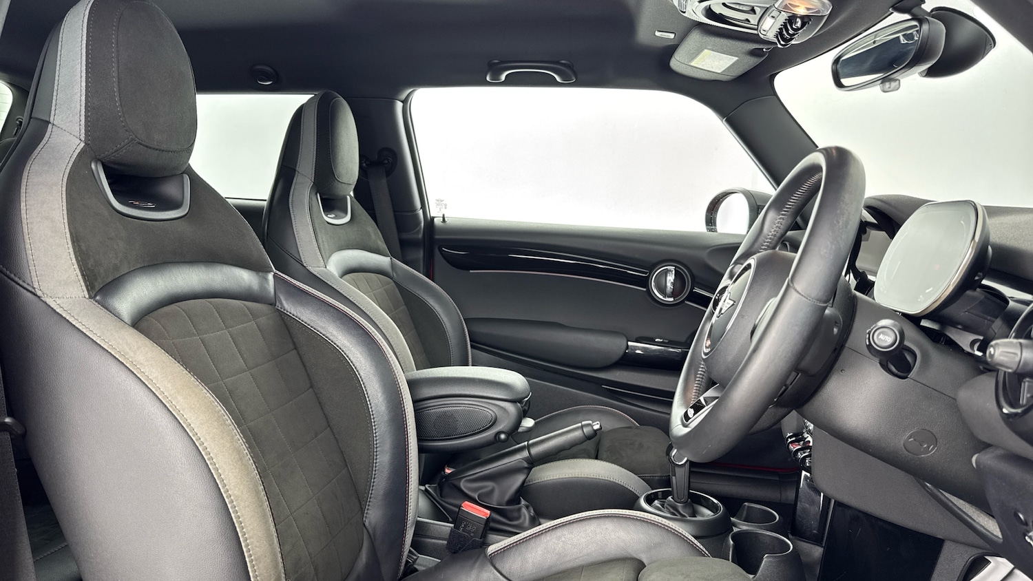 Used MINI Hatch 2022 for sale - 77883876: Photo 11