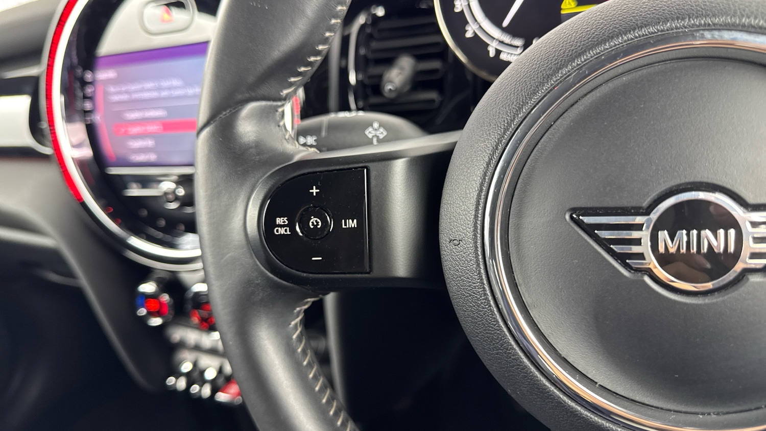 Used MINI Hatch 2022 for sale - 77883876: Photo 17
