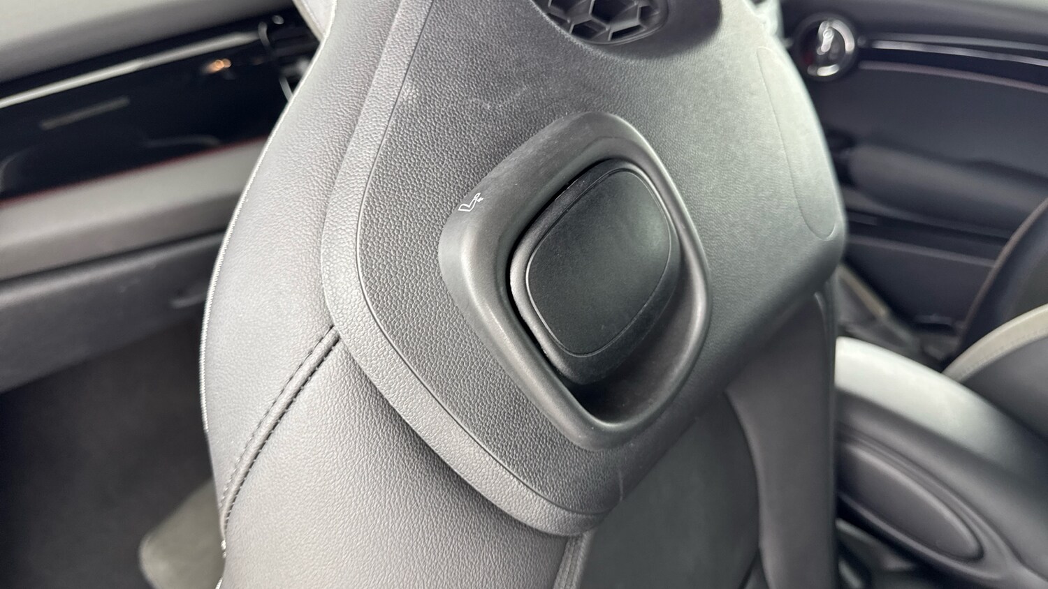 Used MINI Hatch 2022 for sale - 77883876: Photo 55