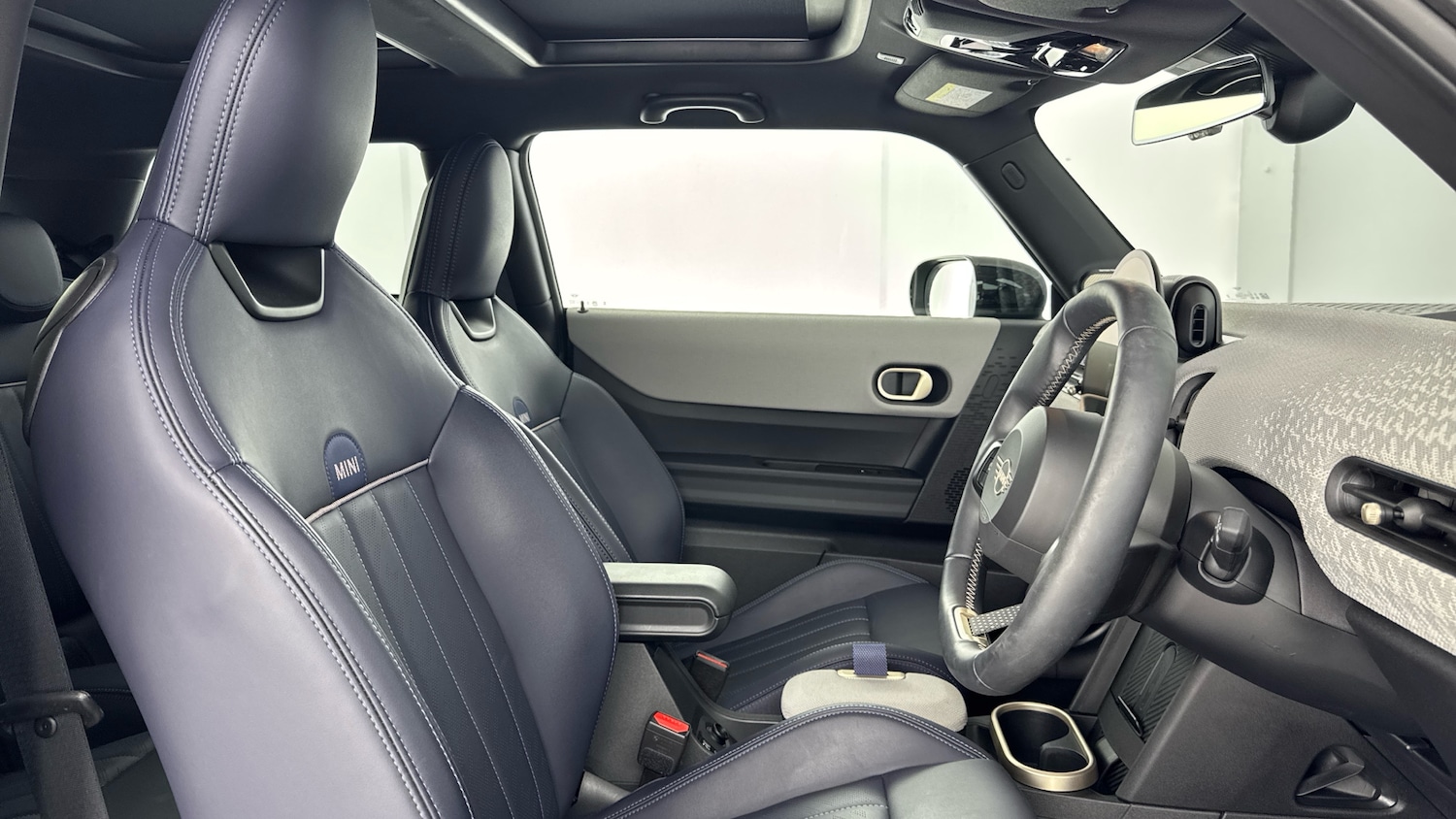 Used MINI Cooper 2024 for sale - 78109231: Photo 11