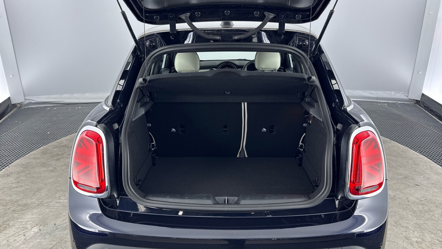 Used MINI Hatch 2023 for sale - 76055925: Photo 13