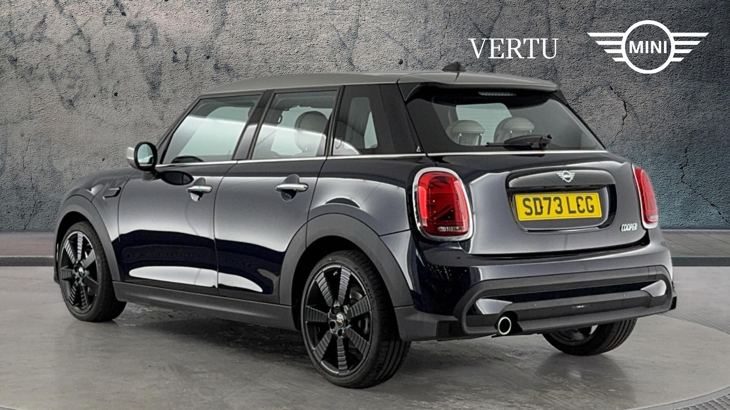 Used MINI Hatch 2023 for sale - 76055925: Photo 2
