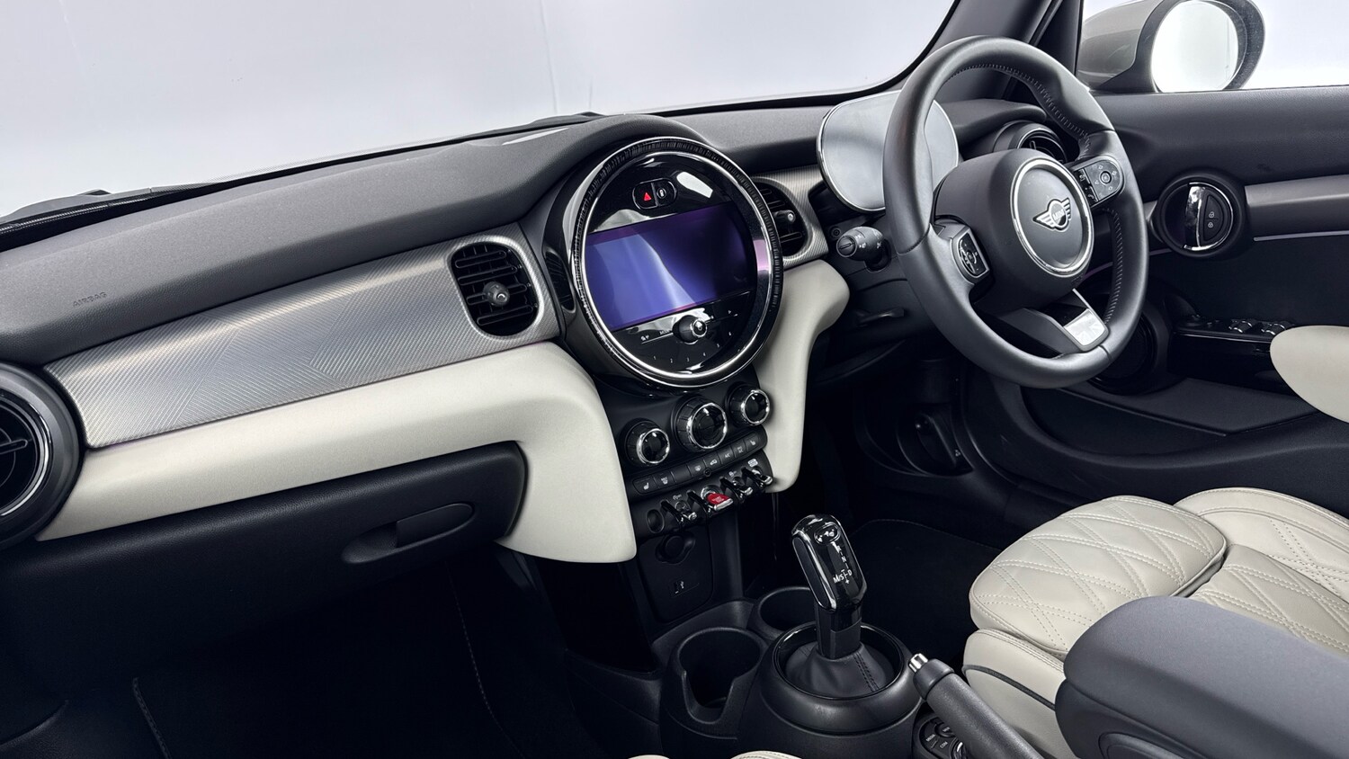 Used MINI Hatch 2023 for sale - 76055925: Photo 7