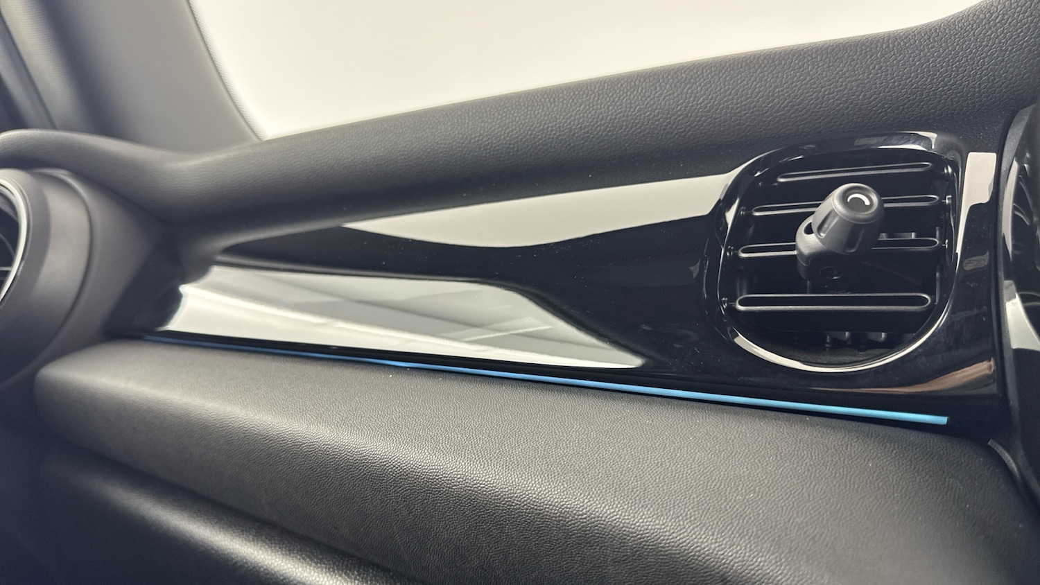 Used MINI Hatch 2022 for sale - 77198793: Photo 31