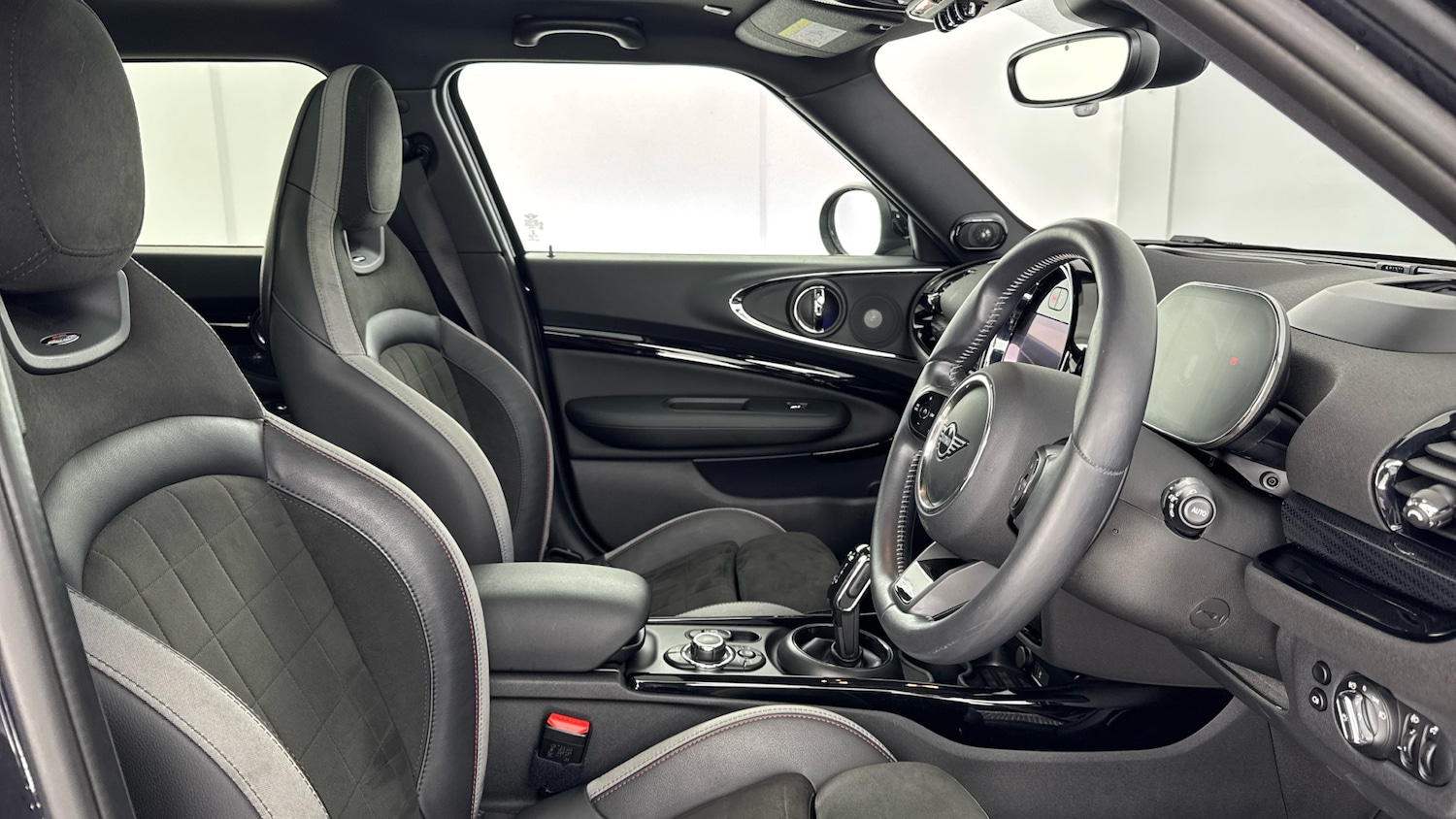 Used MINI Clubman 2023 for sale - 76830496: Photo 11