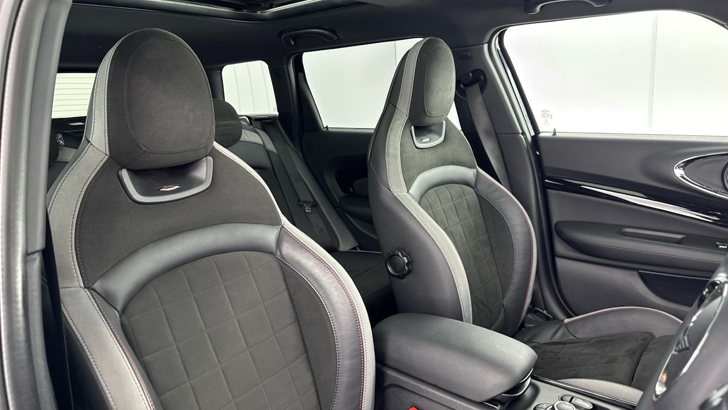 Used MINI Clubman 2023 for sale - 76830496: Photo 28