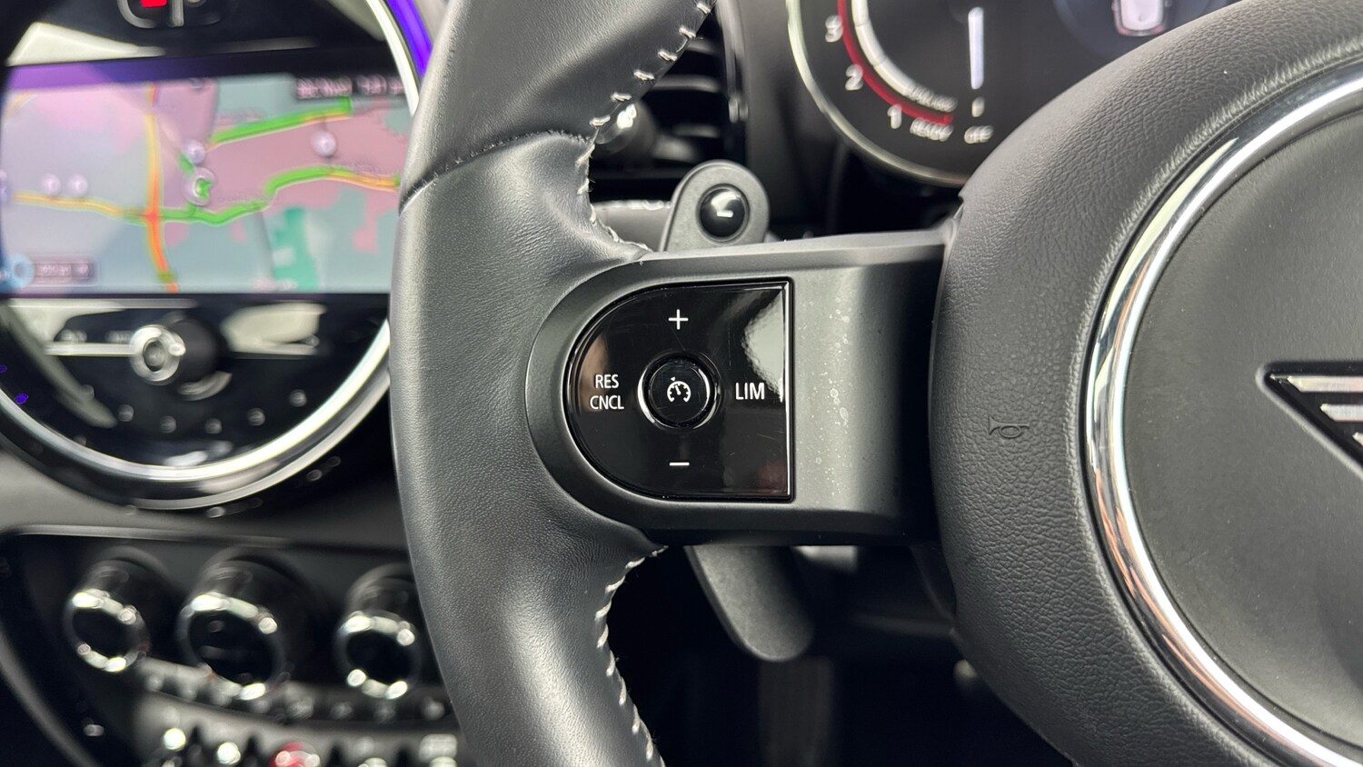 Used MINI Clubman 2023 for sale - 76830496: Photo 32