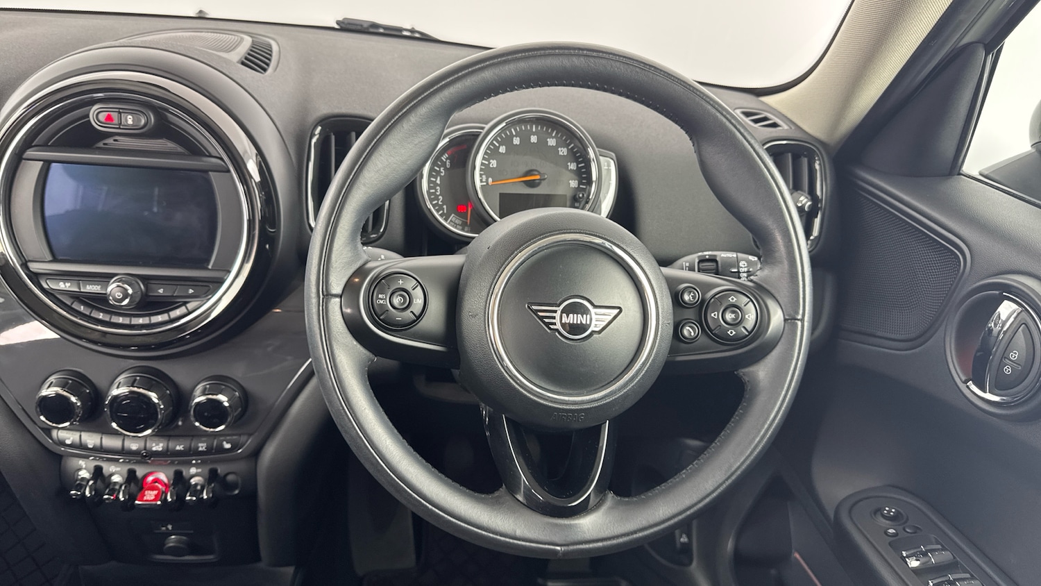 Used MINI Countryman 2019 for sale - 77985197: Photo 5