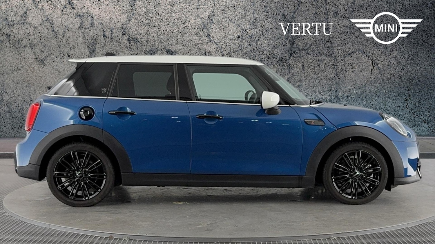 Used MINI Cooper 2024 for sale - 76796820: Photo 3