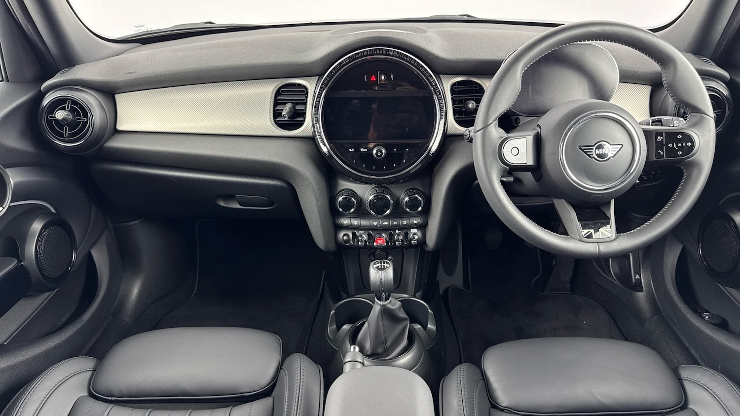 Used MINI Cooper 2024 for sale - 76796820: Photo 4