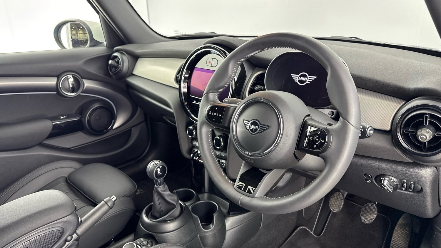 Used MINI Cooper 2024 for sale - 76796820: Photo 6