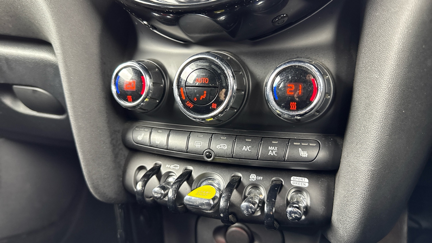 Used MINI Hatch 2022 for sale - 76908475: Photo 20