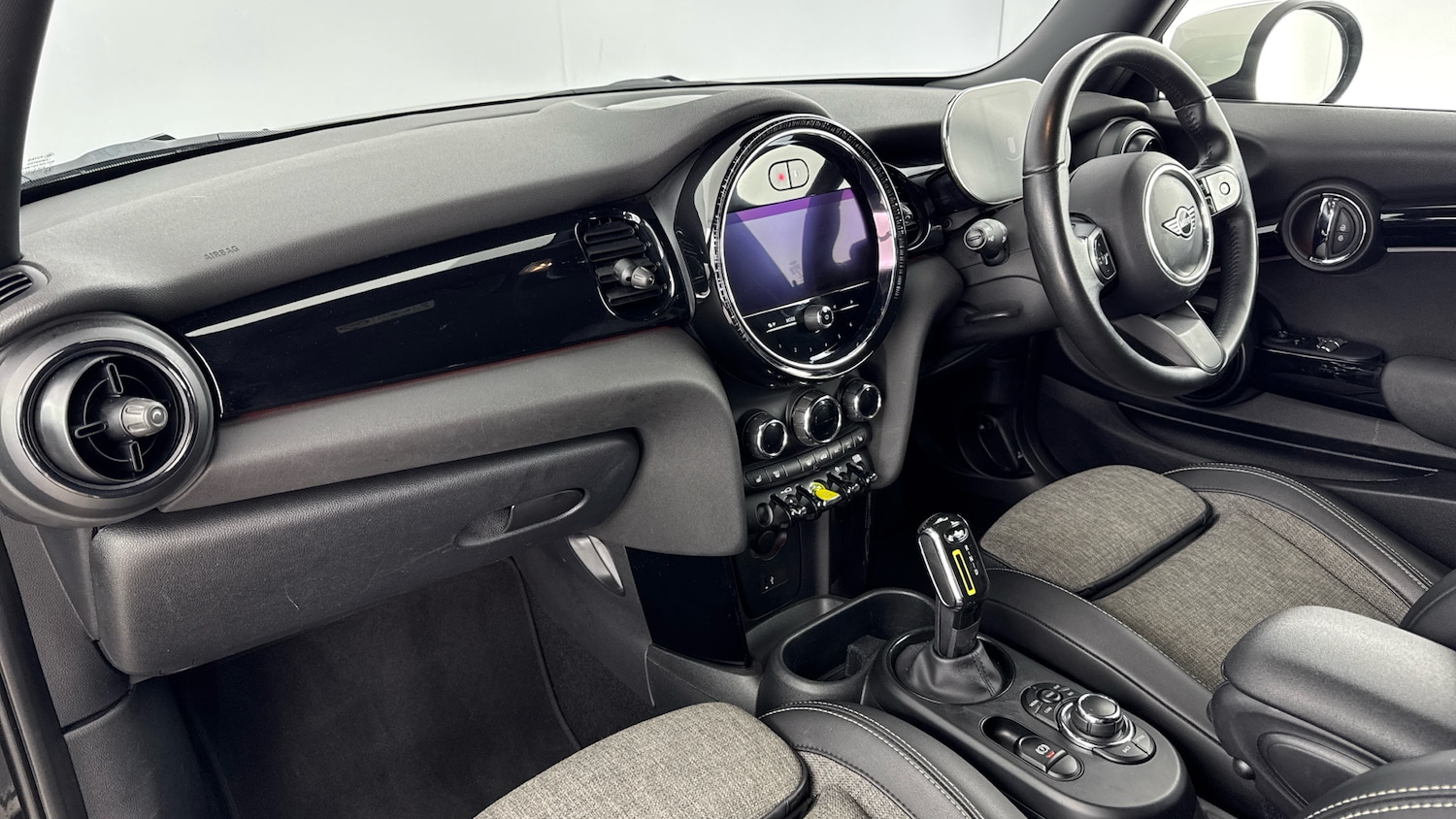 Used MINI Hatch 2022 for sale - 76908475: Photo 7