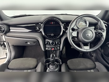 Used MINI Hatch 2023 for sale - 76075743: Photo