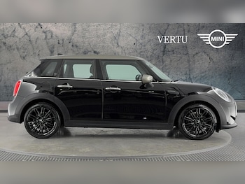 Used MINI Hatch 2022 for sale - 78644081: Photo